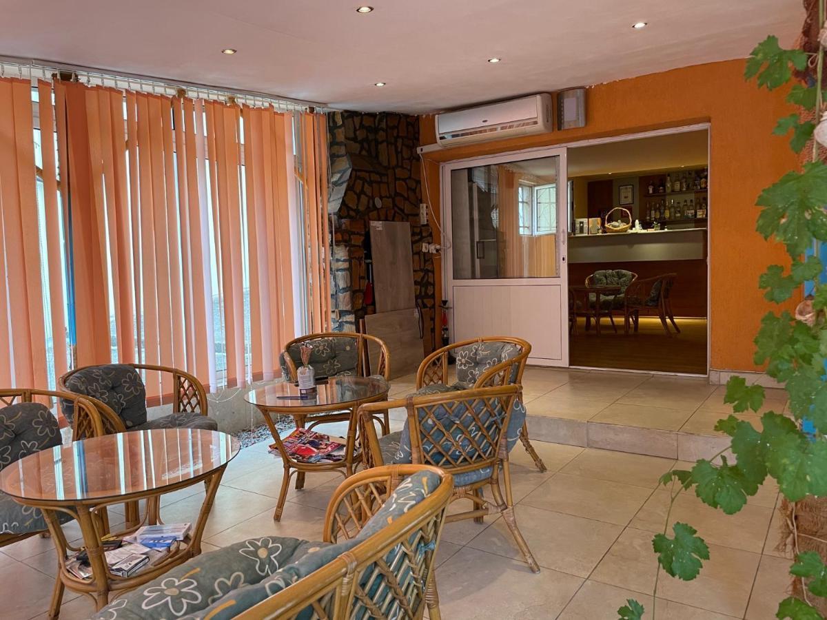 Orange House Hotel โซโซโปล ภายนอก รูปภาพ