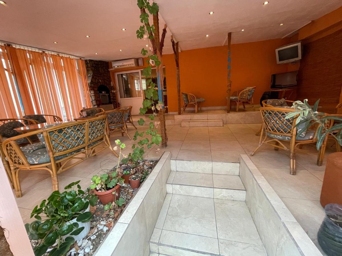 Orange House Hotel โซโซโปล ภายนอก รูปภาพ